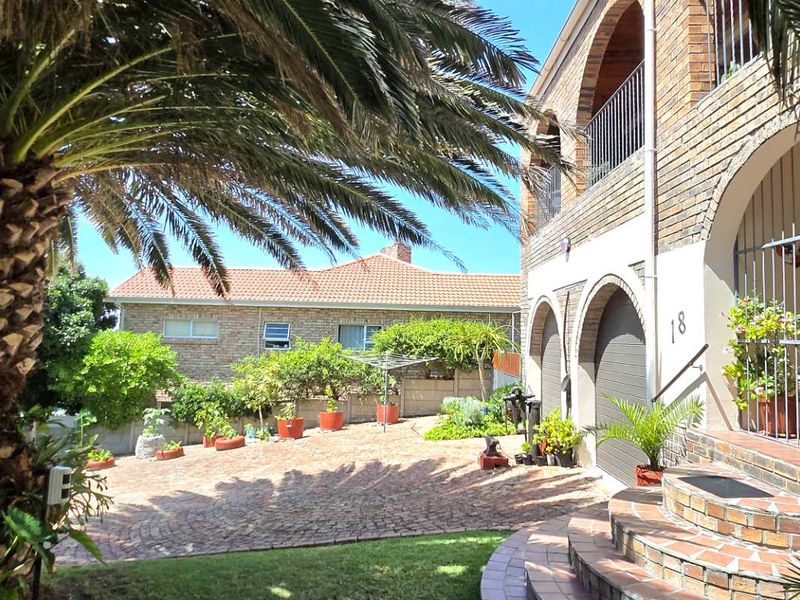 Kleinbaai Coastal Home Near Harbour – Ideal Investment, Holiday or Retirement Living - Photo 3