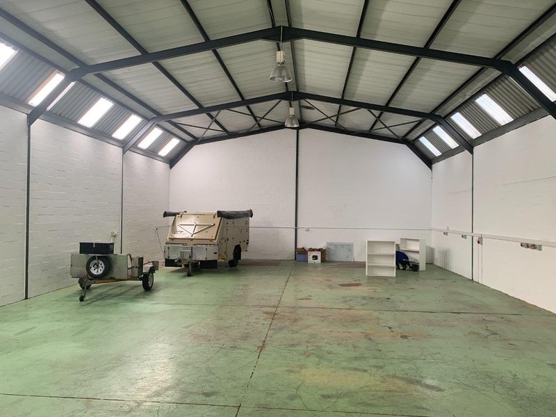 2x 366m2 Factories Available – Ideal for Business Expansion - Photo 8