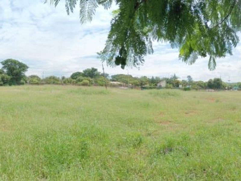VACANT LAND IN ELDORAIGNE - Photo 4