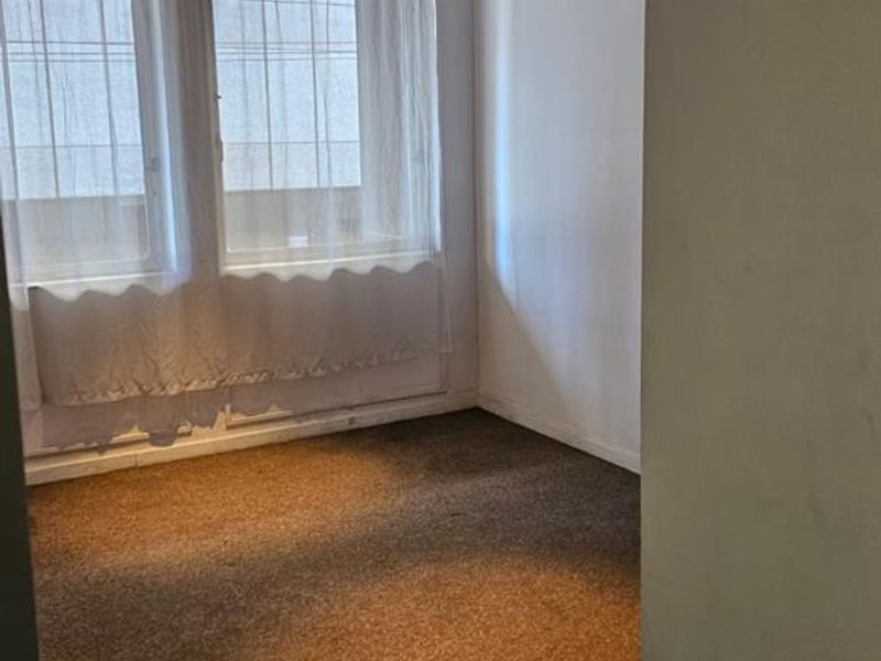 Prime Investor Opportunity! Massive 89m2 Two-Bedroom Apartment in Isibaya House - Photo 10