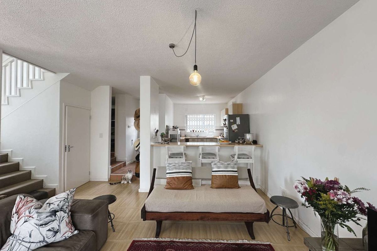 Charming 3-Bedroom Townhouse Near Pebble Beach in Vogelstrand - Photo 4