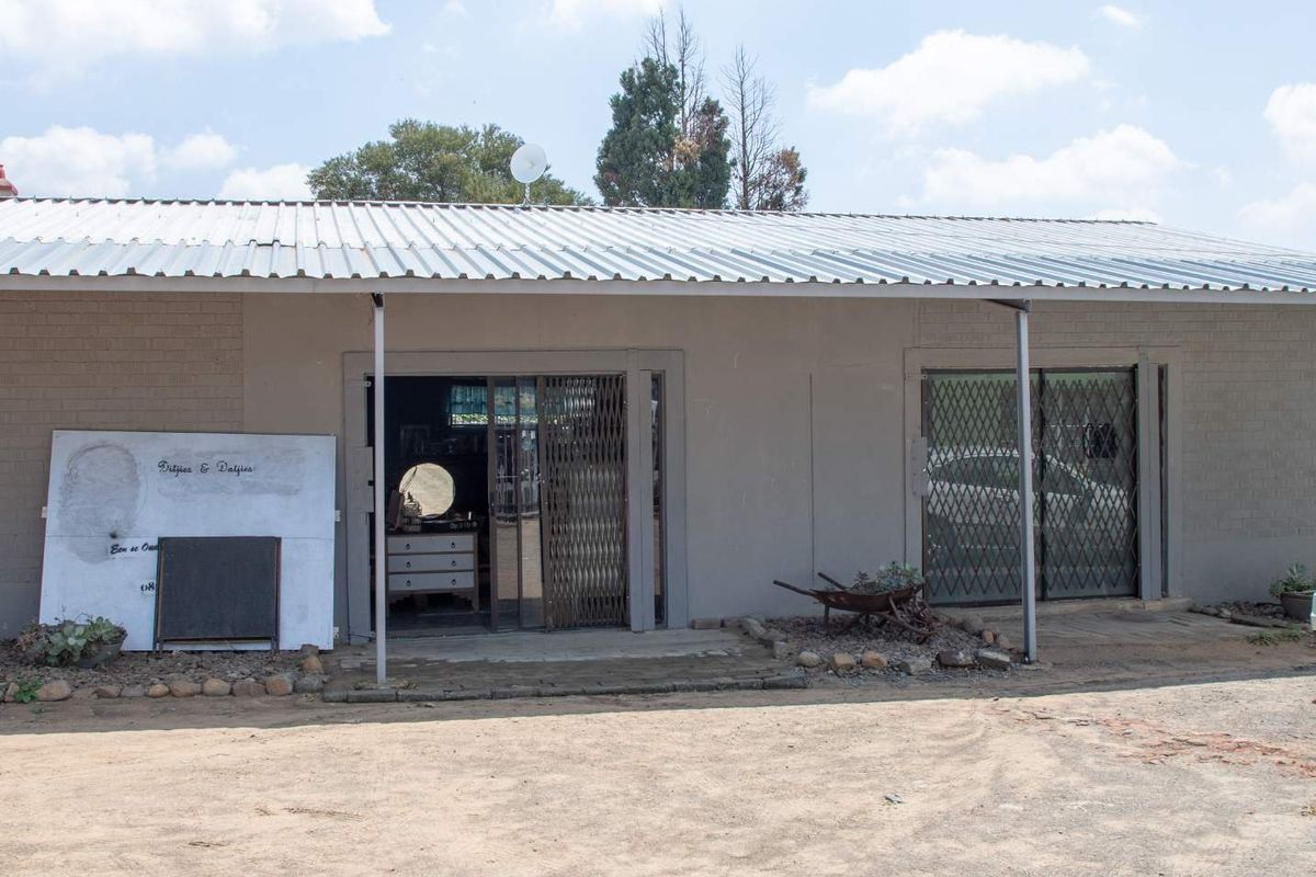 Prime Commercial Property for Sale-Excellent Rental Income Opportunity - Photo 3