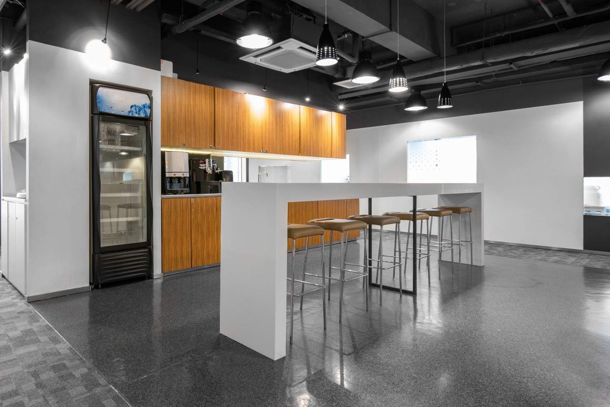 All-inclusive access to professional office space for 2 persons in Regus The Isle, Sandton - Photo 5