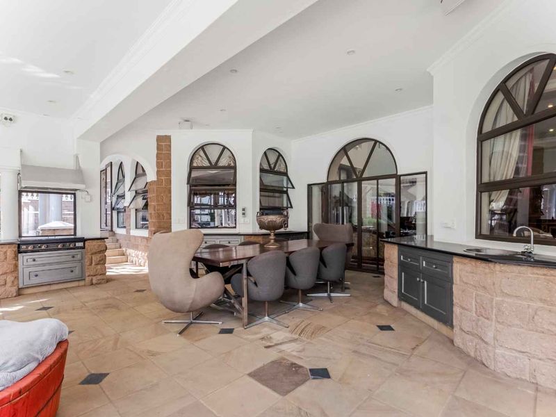 6 Bedroom House for Sale in Dainfern Golf Estate - Photo 10