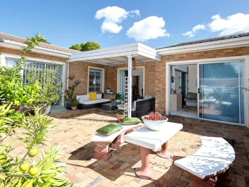 North facing! Panoramic Views! Tranquil and Secure Setting! - Photo 5