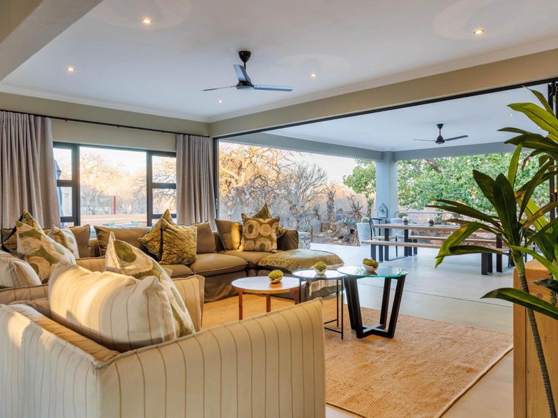 Ultra-Modern Home for Sale in Zandspruit - Photo 4
