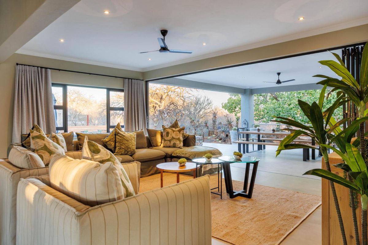 Ultra-Modern Home for Sale in Zandspruit - Photo 4