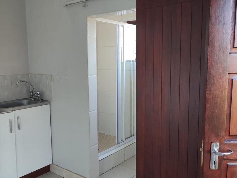 🌿 Spacious Studio Garden Flat to Rent in Chase Valley Downs, Pietermaritzburg Near Greys Hospital– Secure & Peaceful Living - Photo 7