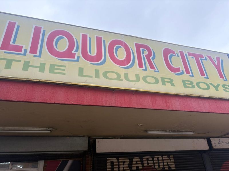 4x Luctrative retail businesses in one - Photo 10