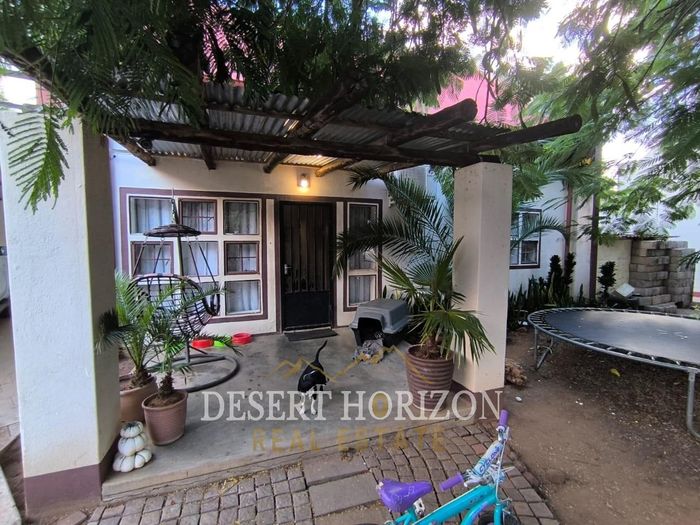 Property #2484460, House For Sale in Otjiwarongo Central