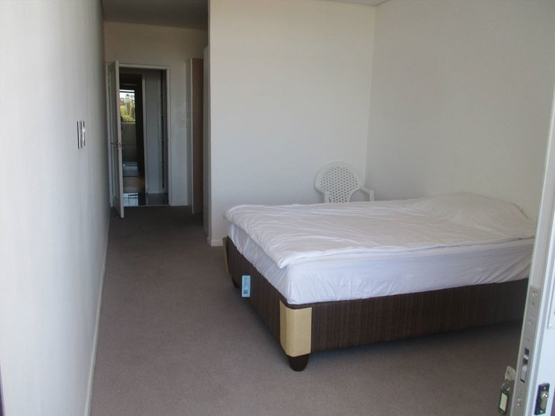 To Let: Fully furnished 2 Bedroom Apartment (Freedom Plaza) - Photo 10