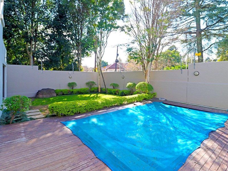 Stylish 3 Bedroom Townhouse with Pool in Sought After Waverley Gate - Photo 9