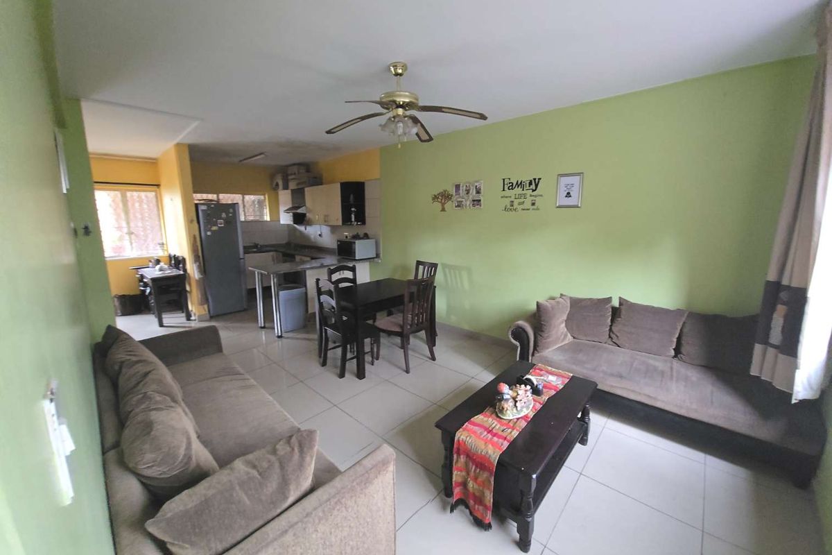 Great Location and Affordable - Photo 5