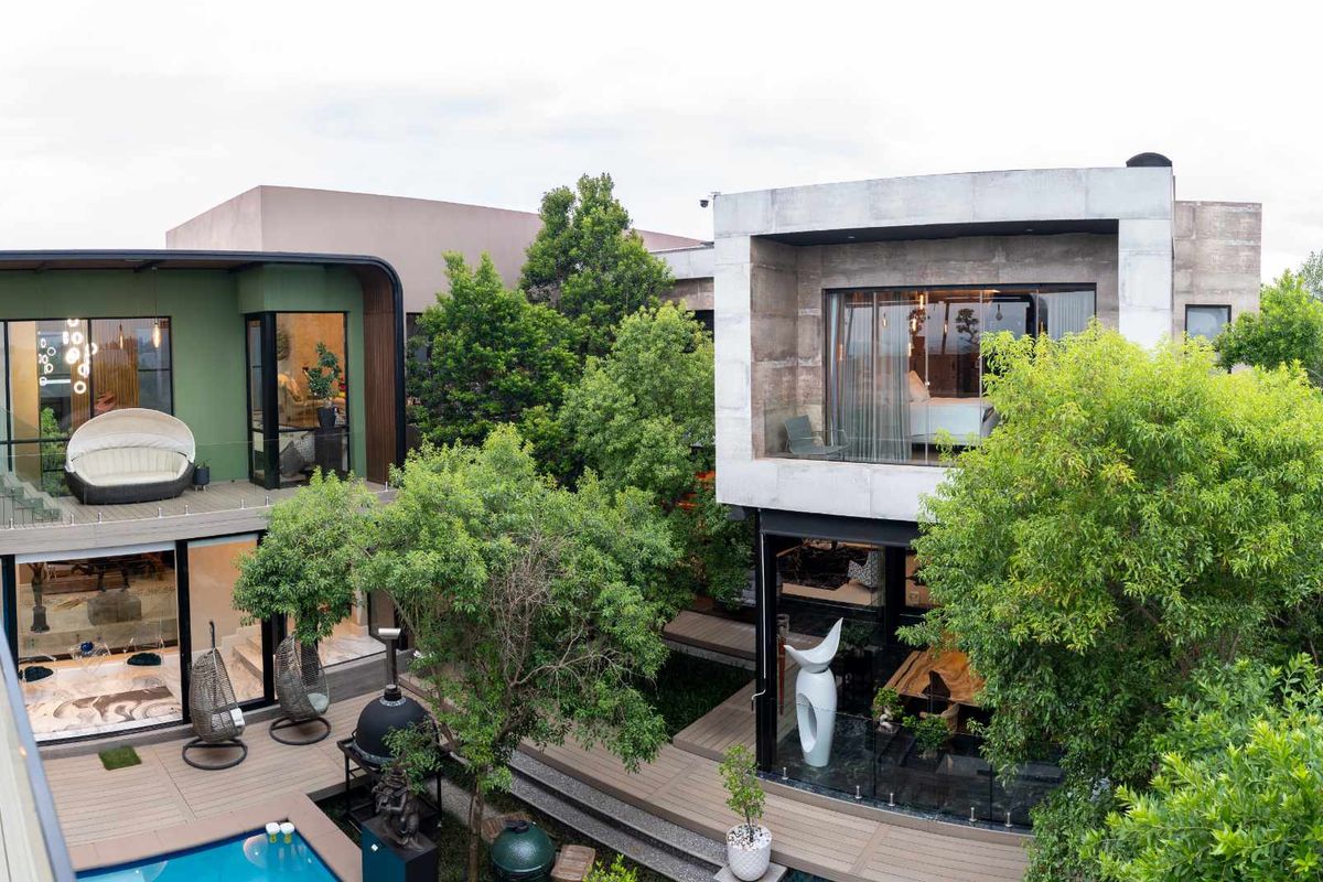 A Living Work of Art in Steyn City - Photo 5