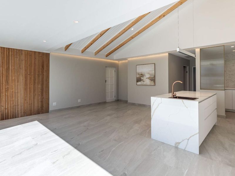 3 Bedroom Home - Single level in MILKWOOD PLACE gated complex - Photo 5