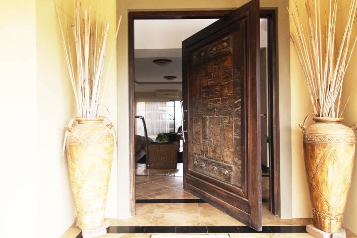 4 BEDROOM HOUSE FOR SALE, VOGELSTRAND  SWAKOPMUND - Photo 3