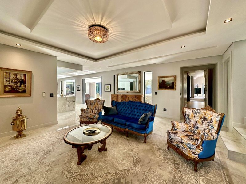 Elegant Home For Sale in the Prestigious Waterfall Country Estate - Photo 10