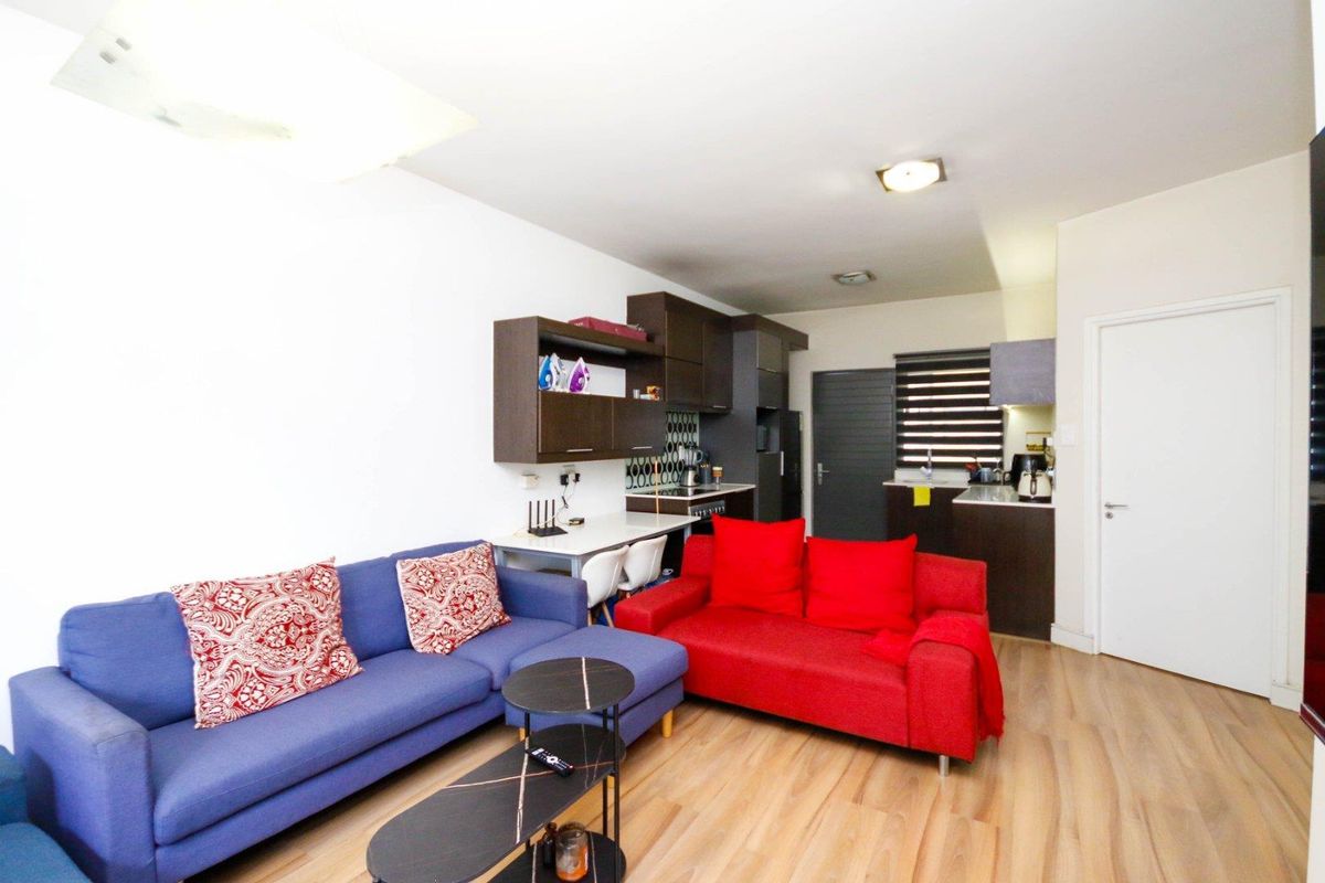 2 bedroom 1 bath Apartment in Rivonia - Photo 4