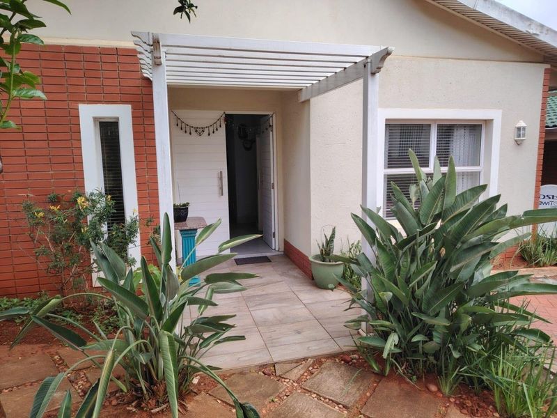 3 bedrooms House in Kindlewood Estate - Photo 2
