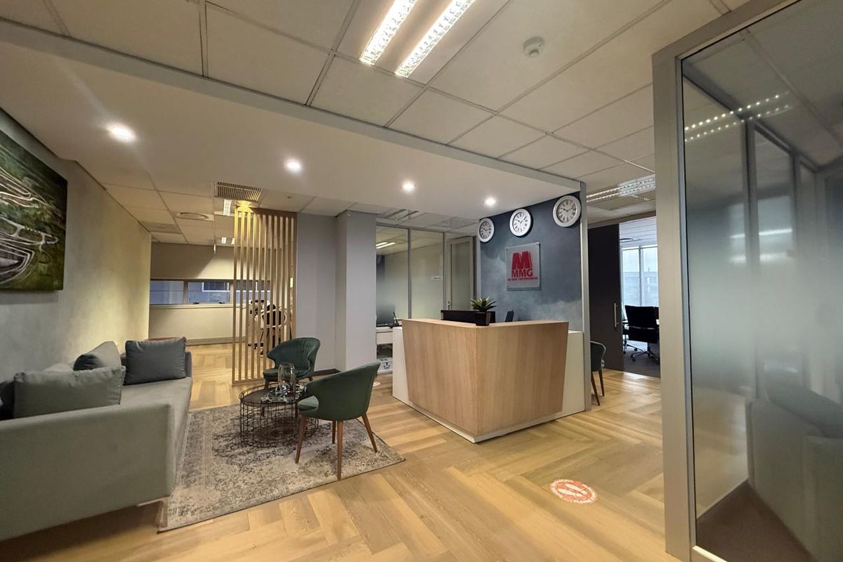Oxford Corner Rosebank presents an exceptional 2nd floor office space of 475m2 - Photo 4