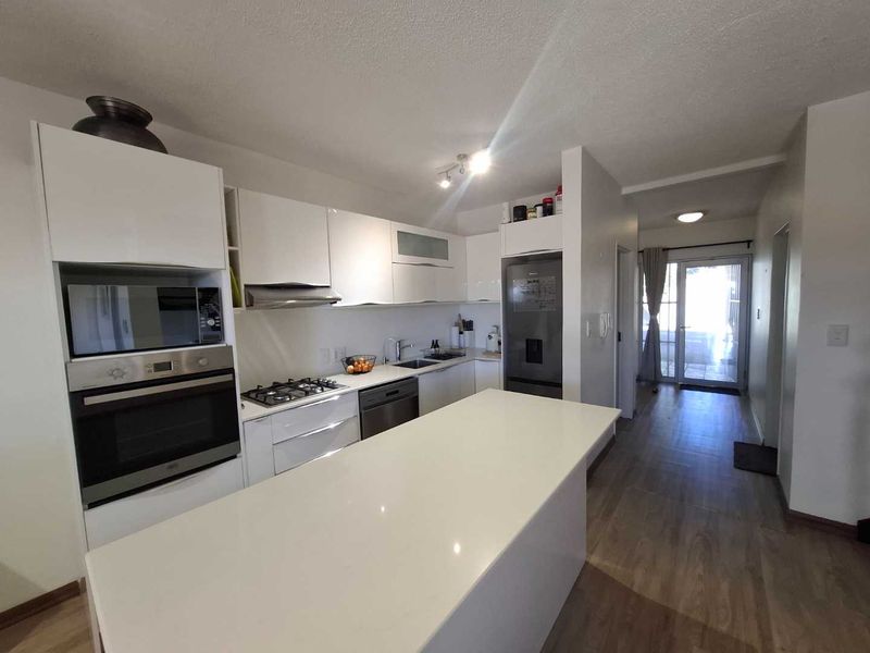 Hidden Gem Alert! - Photo 9