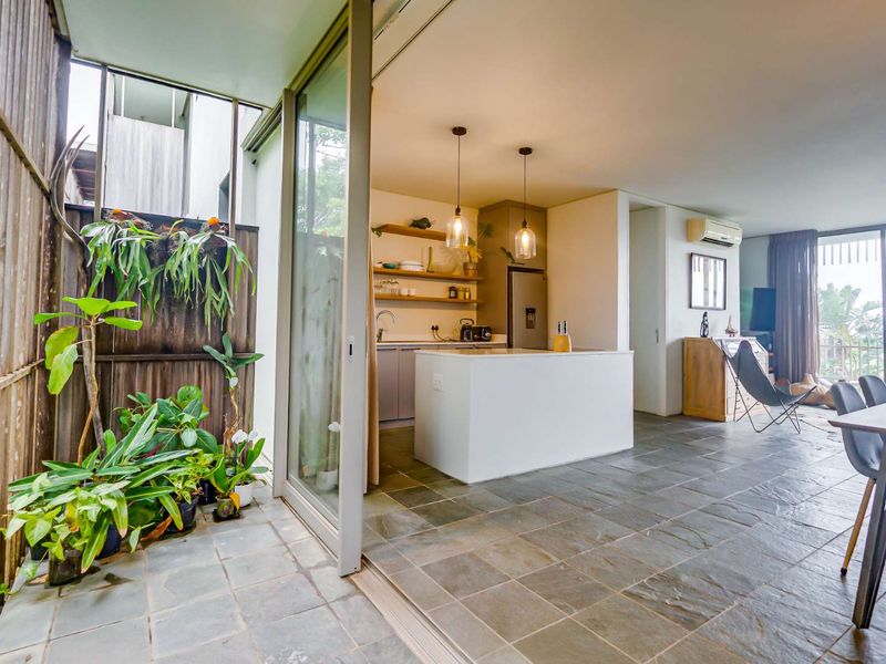 2 Bedroom Apartment with beautiful views - Photo 3