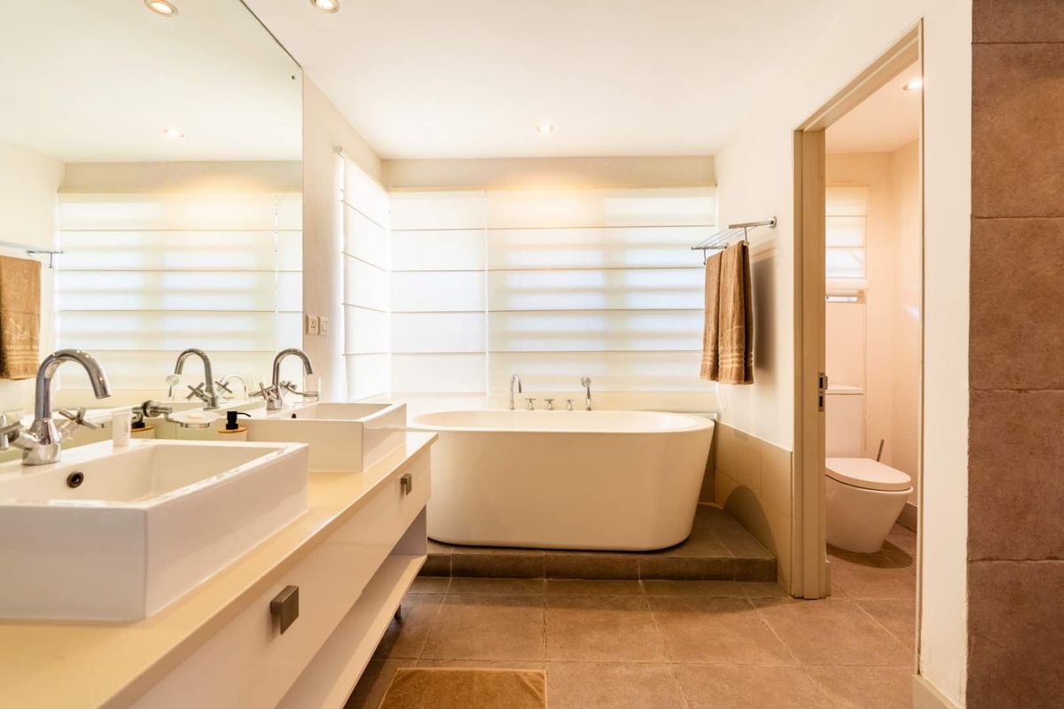 BAREFOOT LUXURY ON THE SANDS OF CAP MALHEUREUX - Photo 3