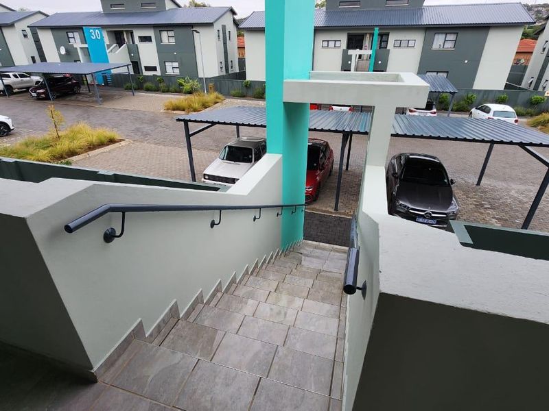 Catch it if you can ! – Stunning 3-Bedroom Townhouse to rent in Waterval East, Rustenburg - Photo 3