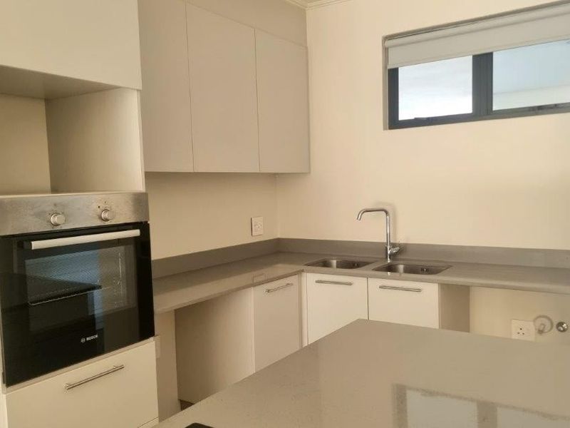 Modern 2 Bed, 2 Bath Apartment In Secure Retirement Estate - Photo 6