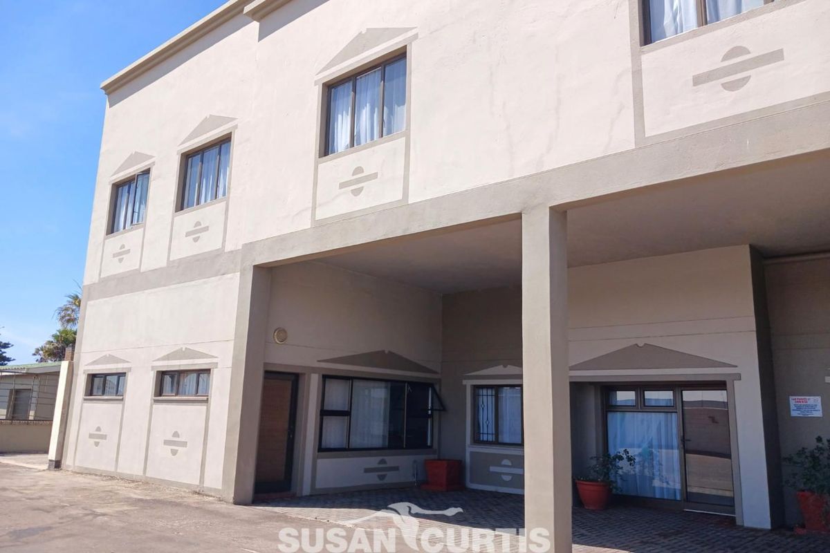 Guesthouse in Walvisbay - Photo 2