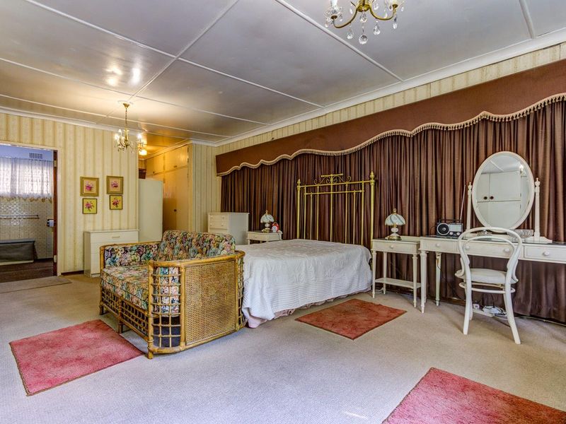 THREE HOMES ON 3548m2 - FAMILY HOMESTEAD OR INVESTMENT FOR RENTAL INCOME! - Photo 10