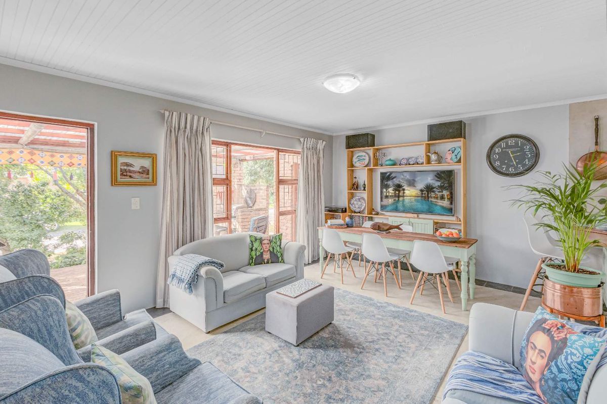 The Perfect Lock-Up-and-Go - Unwind in Style - Photo 3