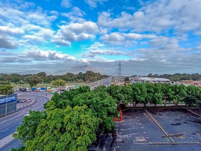 Inviting 1 Bedroom Apartment for sale in Liberty Grande - Photo 7