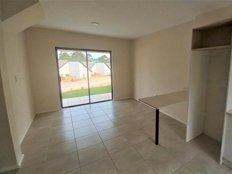 FOR RENT  |  Hillcrest  |  Kings Gate Estate  |  2 Bedroom Duplex - Photo 10