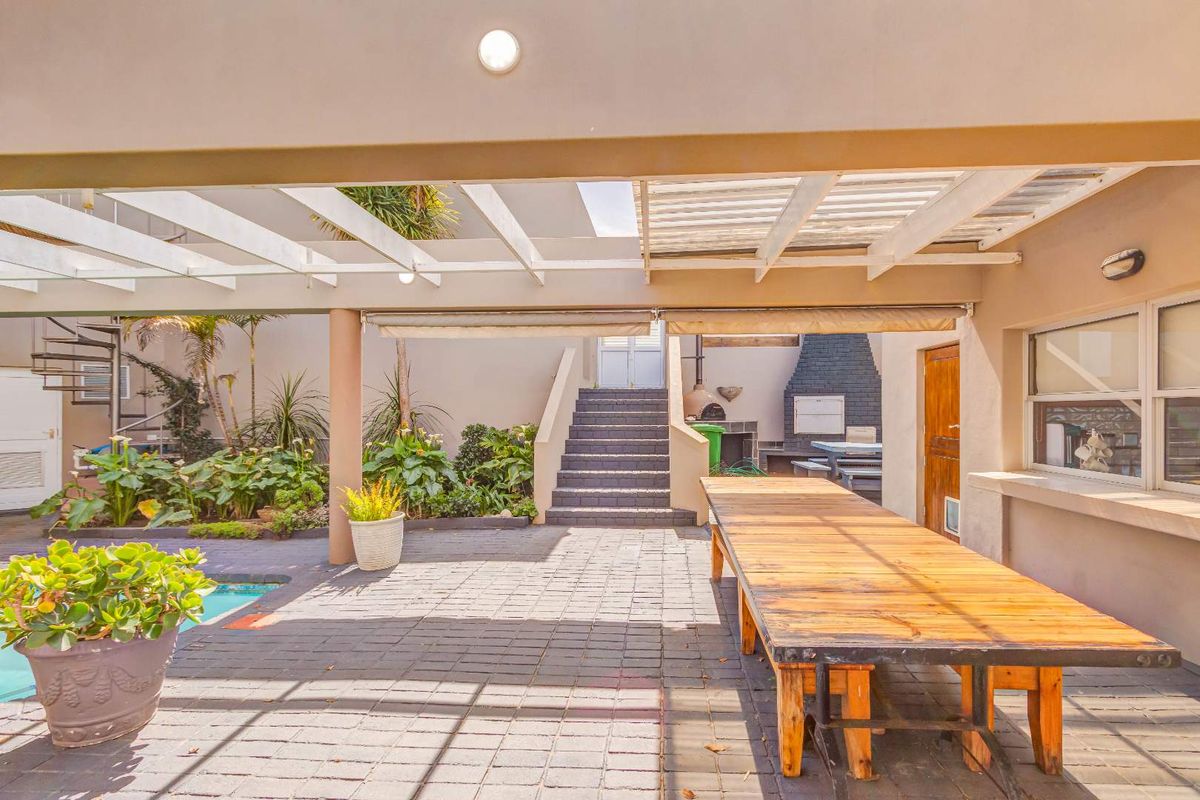 Brenton-on-Sea – Ocean Views & Whale Watching - Photo 4