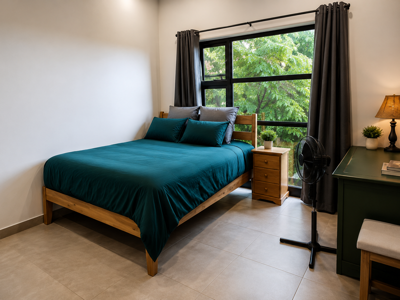 Neat 3 Bedroom/ 2 Bathroom House to Let - Photo 3