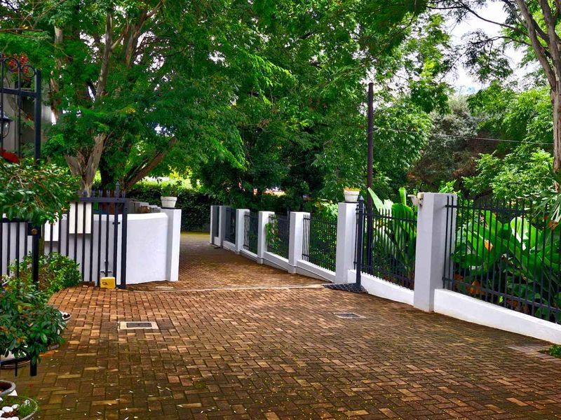 PRISTINE FAMILY HAVEN - Photo 6