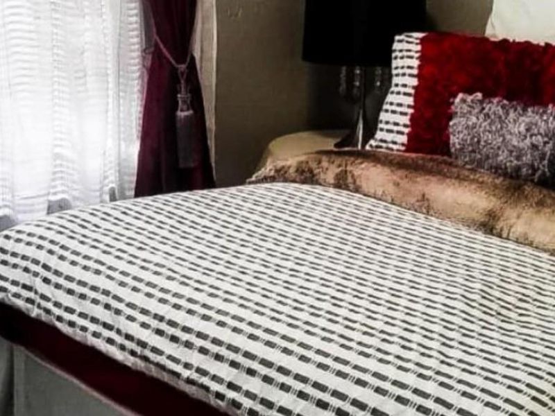 Simplex Townhouse - Photo 5