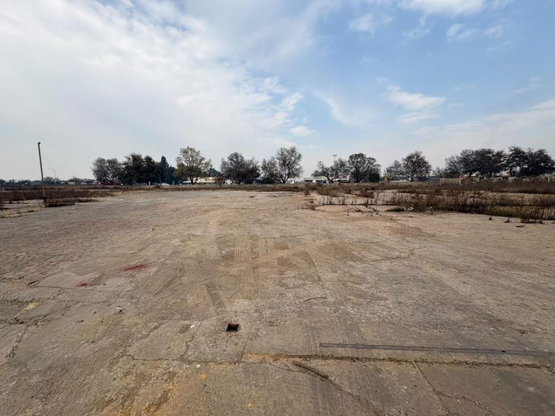 Prime 1.2ha Commercial Corner Stand near R59 - Photo 4