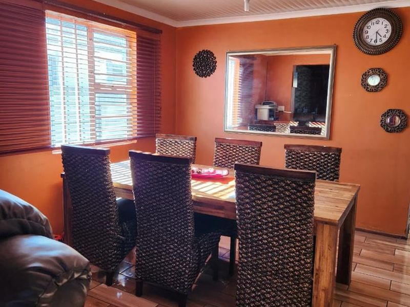 Three-Bedroom Home for Sale in Graceland, Khayelitsha - Photo 5