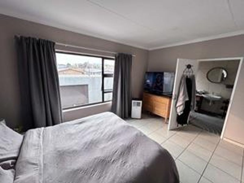 Modern Living, Perfectly Sized - Photo 7