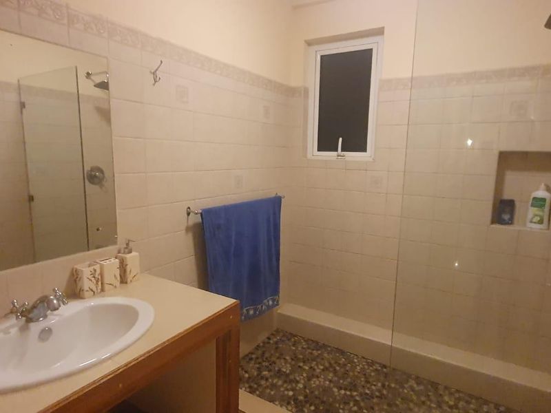 Cosy Family Penthouse for long term living in front of Pereybere Beach - Photo 8