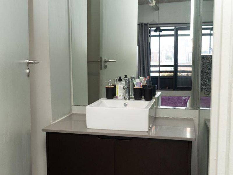 Spacious Luxury Bachelor Apartment FOR SALE in Maboneng - Photo 8