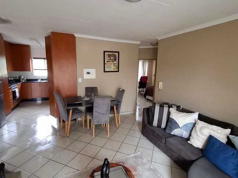Lovely 2 bedroom unit in Faerie Glen - Photo 9