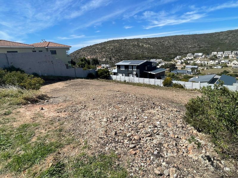 Vacant land in Island View for single or duet developing - Photo 4