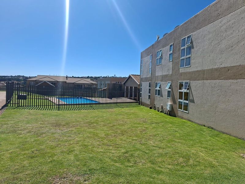 Columbine Townhouse - Photo 3