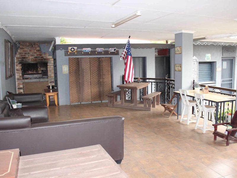 Host in Style: Deck, Bar Room & More! - Photo 4