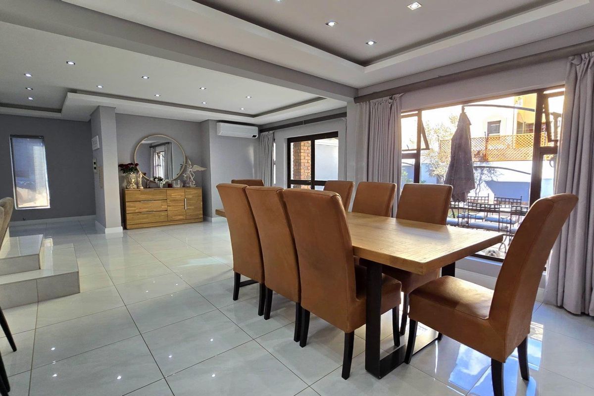4 Bedroom House in Meyersdal - Photo 3