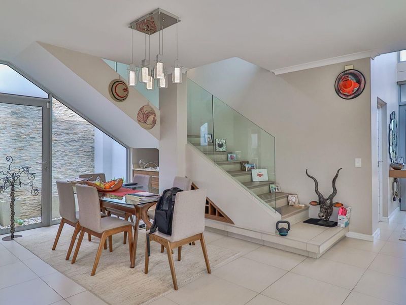 3 bedroom furnished cluster for sale in Bryanston - Photo 7