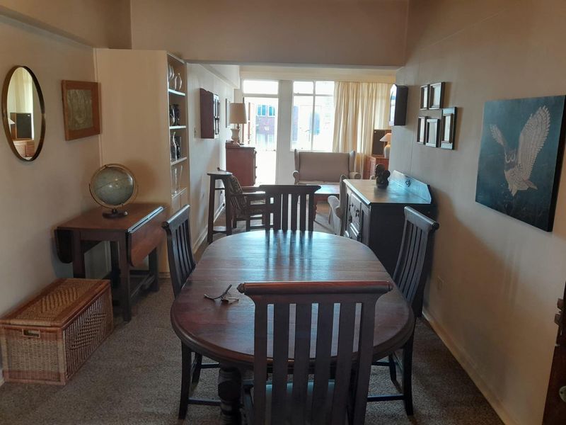 Spacious 105sqm Waverley Apartment in a Secure Boomed Area - Photo 3